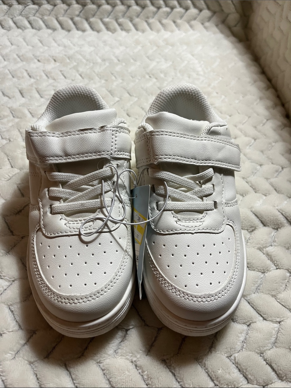 Cat & Jack White Kids Velcro Sneakers